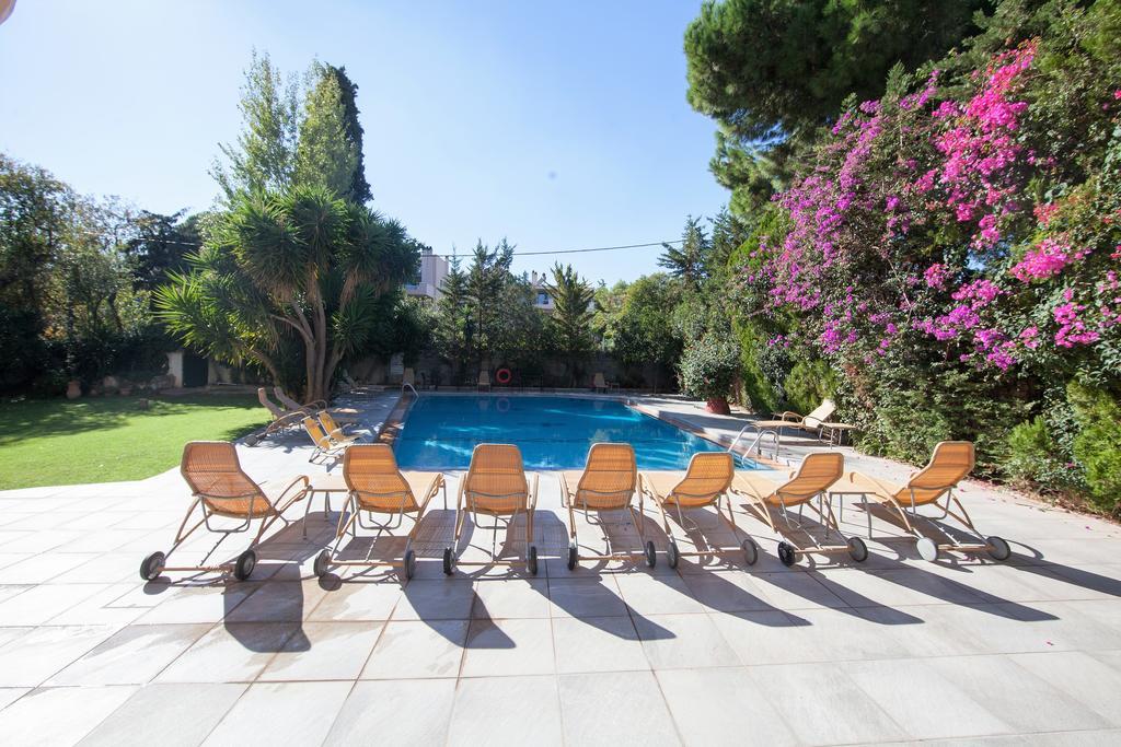 Thomas Beach Hotel Nea Makri Exterior photo